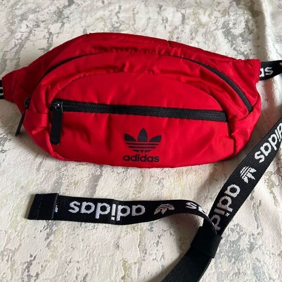Adidas Belt Bag  Waist bag Red / Black - Picture 2 of 11